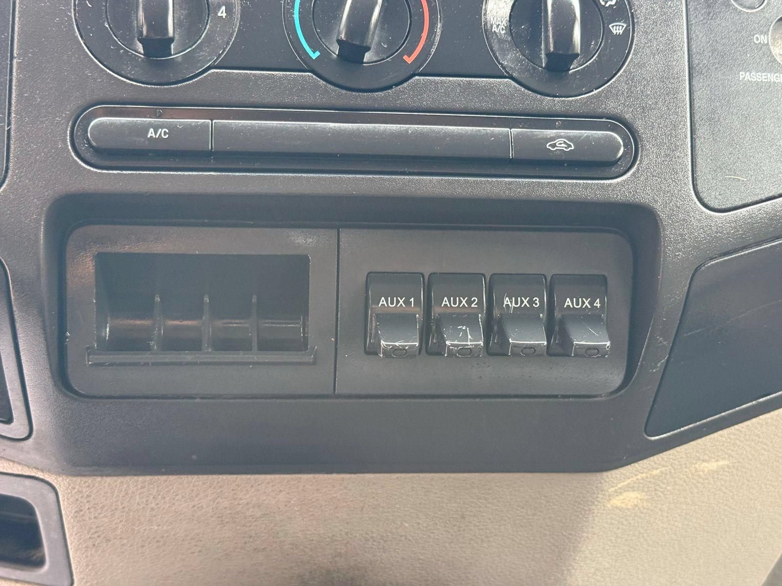 Used 2009 Ford F350 XL AWD/4WD image 36