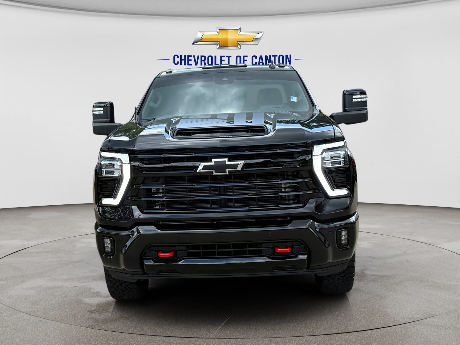 Used 2026 Chevrolet Silverado 3500 LTZ AWD/4WD image 2