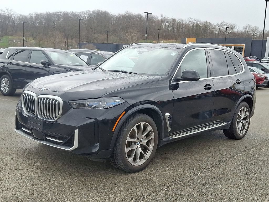 Used 2024 BMW X5 xDrive40i AWD/4WD image 3