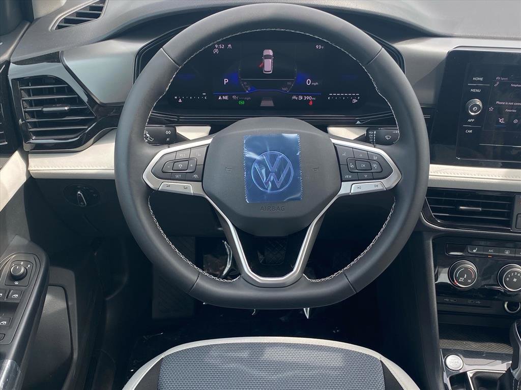 New 2026 Volkswagen Taos S AWD/4WD image 3