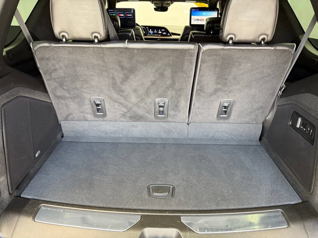 Used 2023 Cadillac Escalade Sport Platinum w/ Heavy-Duty Trailer Package AWD/4WD image 78