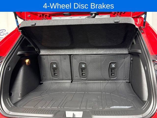 New 2026 Chevrolet Trax RS w/ Driver Confidence Package image 14