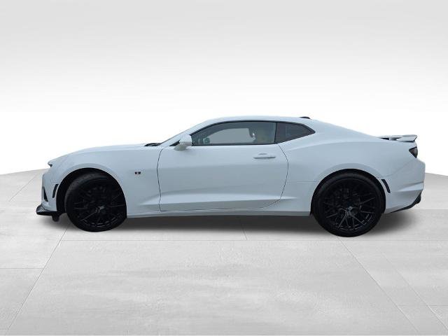 Used 2020 Chevrolet Camaro SS RWD image 5