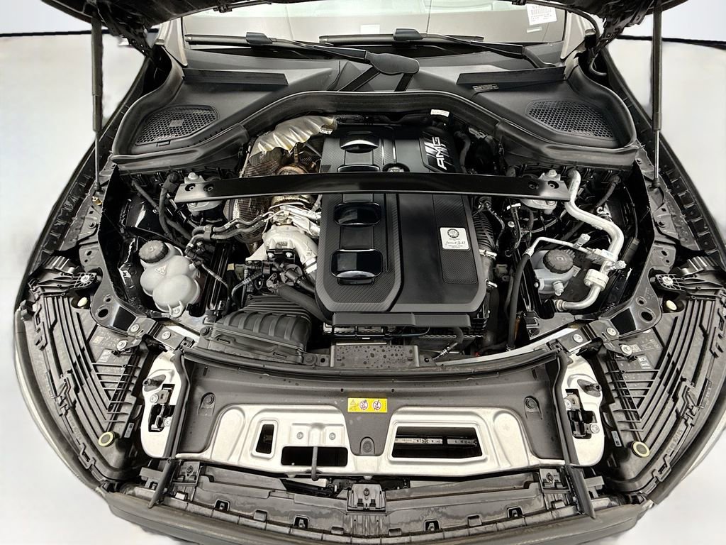 Certified 2025 Mercedes-Benz GLC 43 AMG 4MATIC image 28