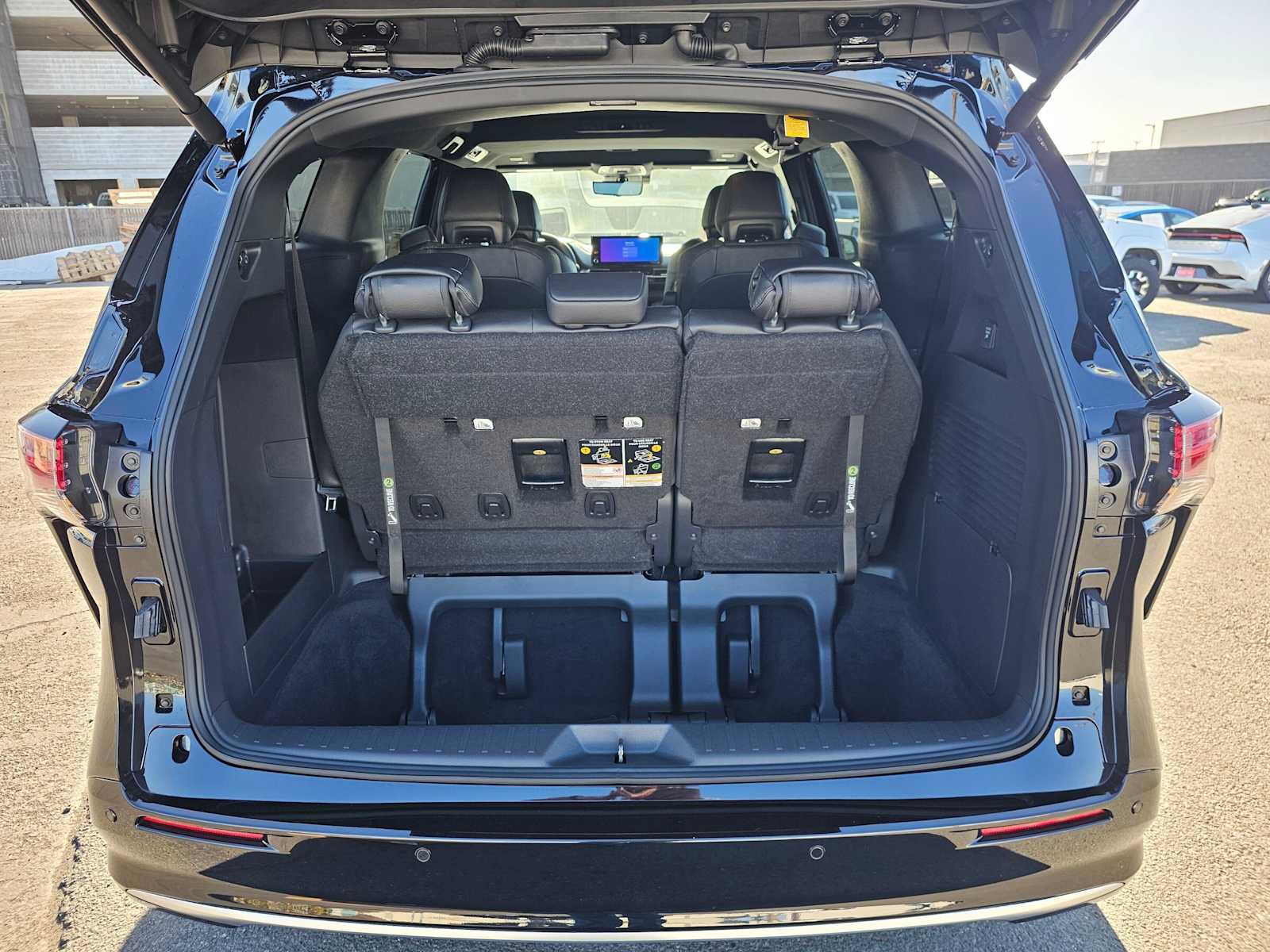 New 2026 Toyota Sienna Platinum AWD/4WD image 15