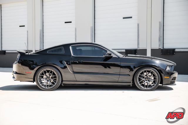 Used 2013 Ford Mustang GT Premium RWD image 13
