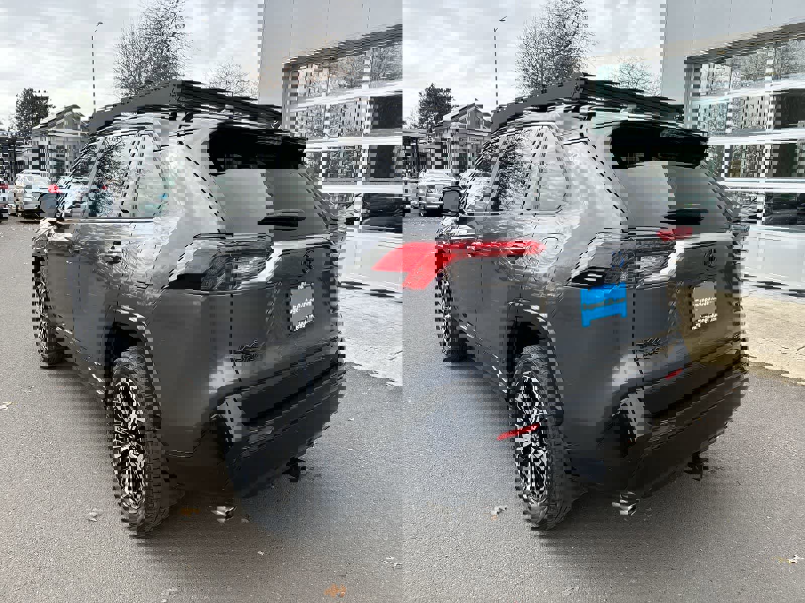 Used 2022 Toyota RAV4 XSE w/ Weather Package image 3