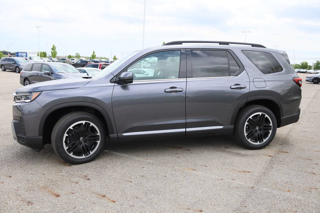 New 2026 Honda Pilot Touring image 8