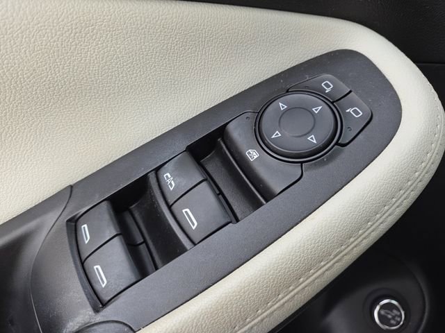 Used 2022 Chevrolet Blazer LT image 9