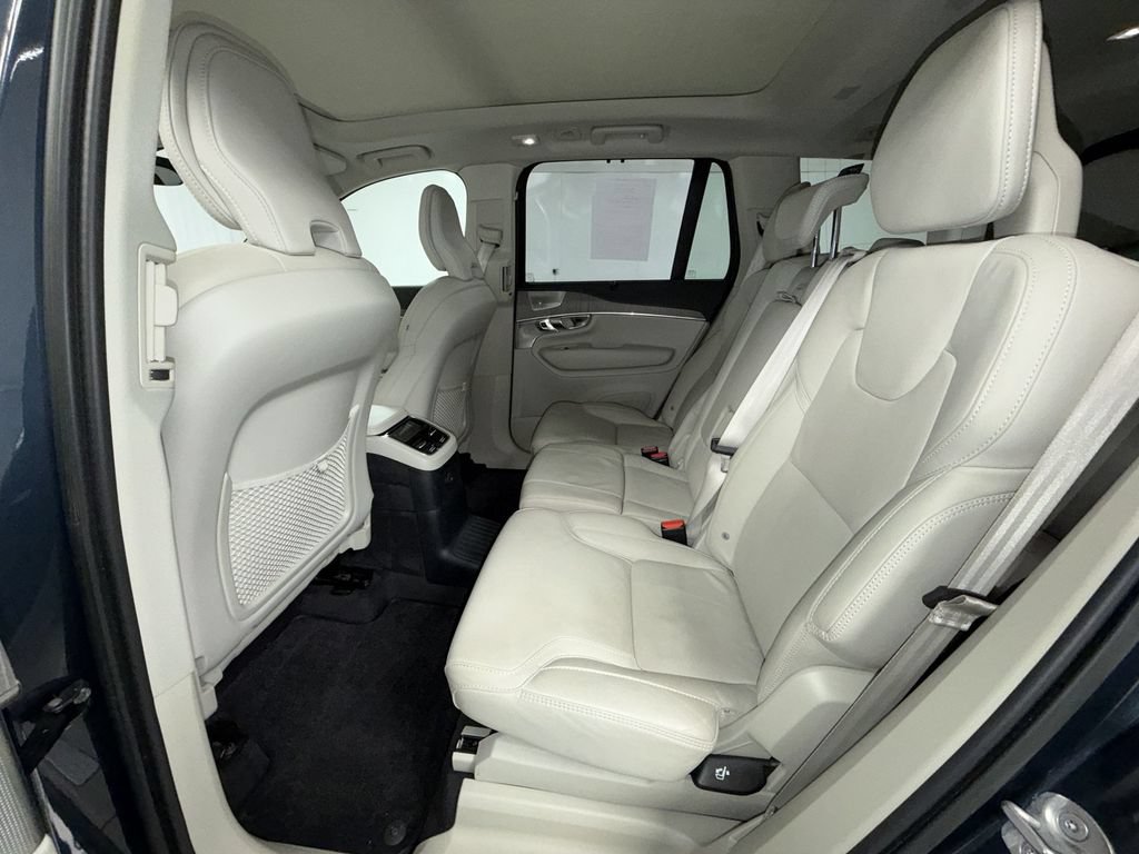 Used 2023 Volvo XC90 T8 Ultimate w/ Protection Package Premier AWD/4WD image 13