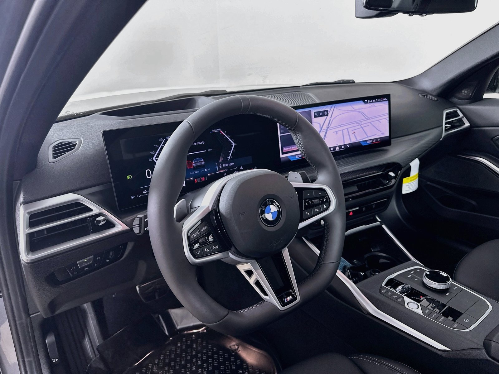 New 2026 BMW 330i xDrive Sedan w/ M Sport Package AWD/4WD image 32