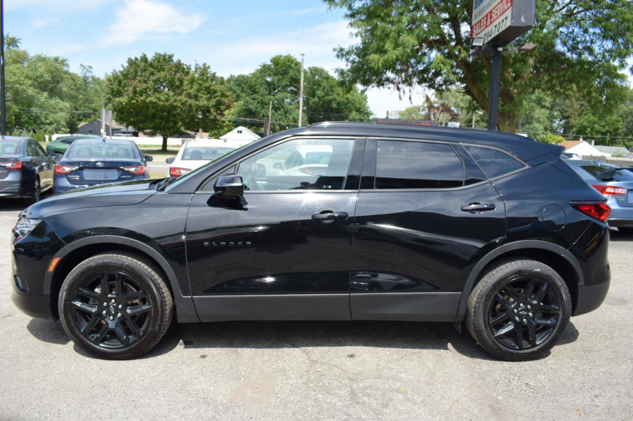 Used 2022 Chevrolet Blazer LT FWD image 12