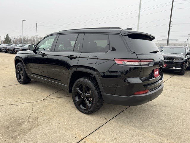Certified 2023 Jeep Grand Cherokee L Laredo image 5
