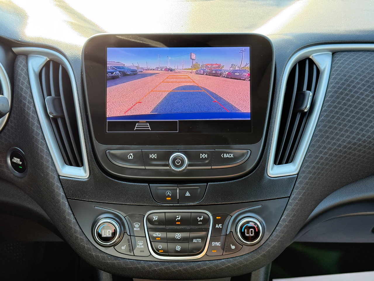 Used 2023 Chevrolet Malibu LT image 22