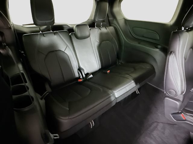 New 2026 Chrysler Pacifica Select w/ S Appearance Package FWD image 26