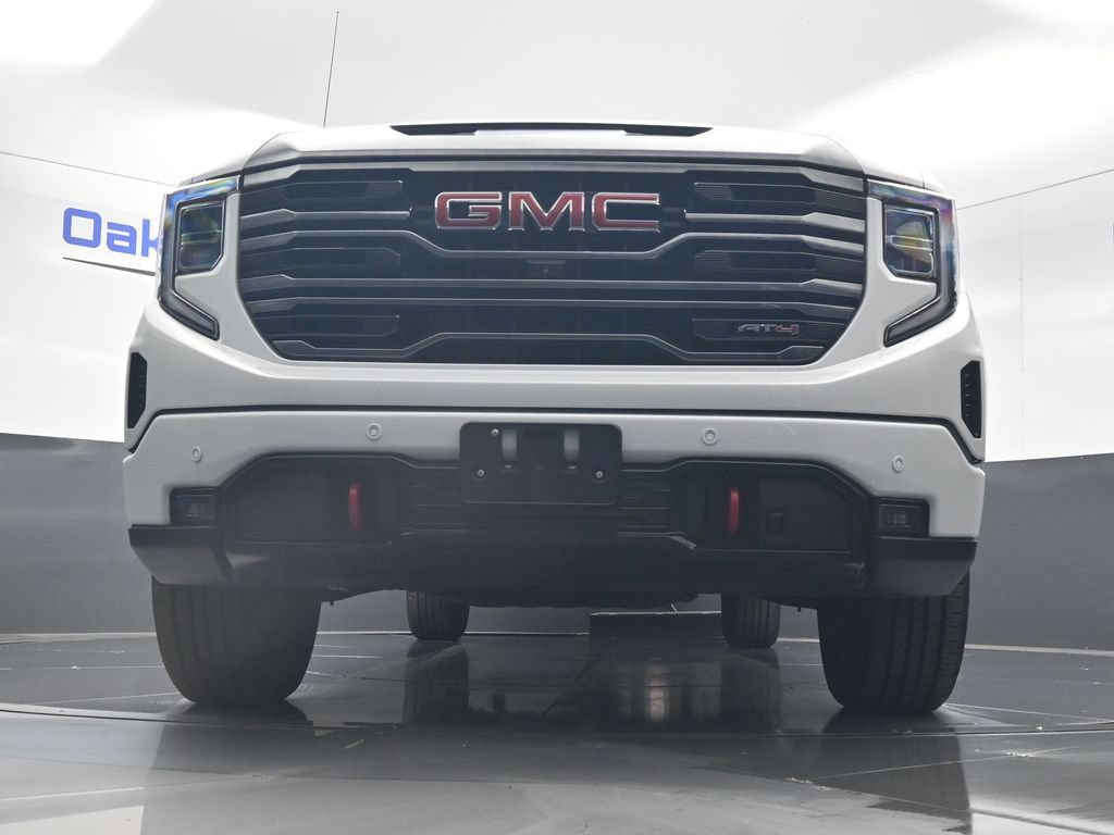 Used 2022 GMC Sierra 1500 AT4 w/ AT4 Premium Package AWD/4WD image 43