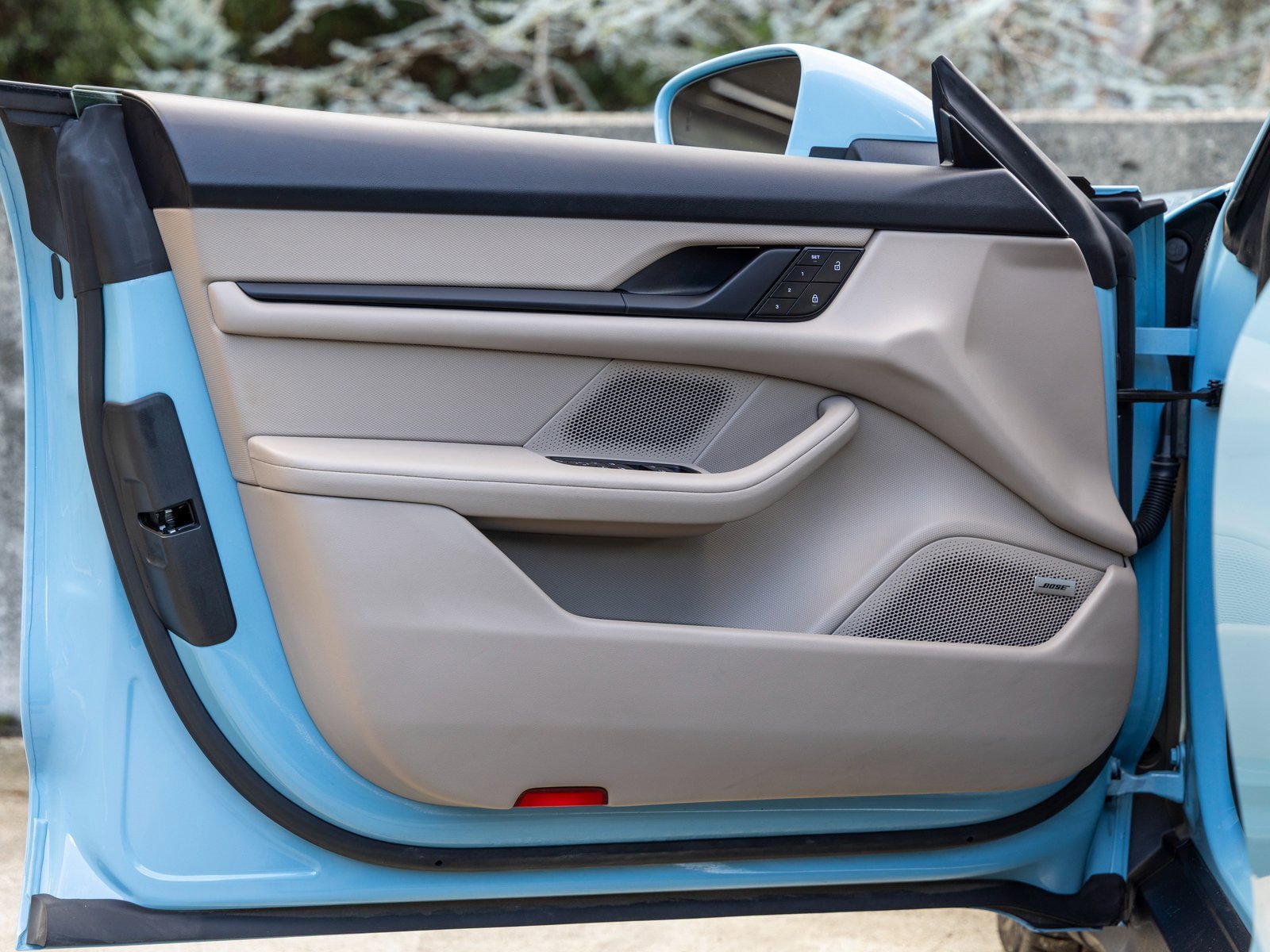 Certified 2024 Porsche Taycan 4 Cross Turismo image 20