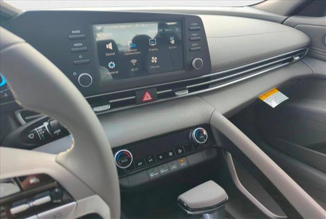 New 2025 Hyundai Elantra Sport image 14