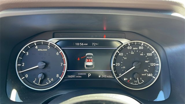 Used 2023 Nissan Rogue SV image 25