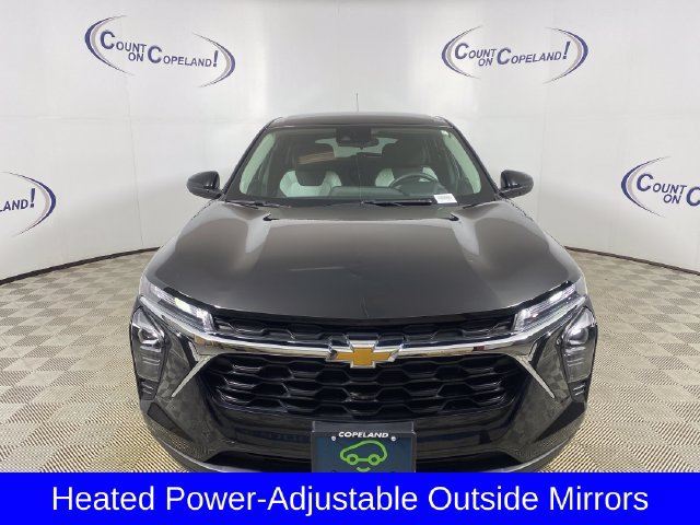 Certified 2024 Chevrolet Trax LS w/ LS Convenience Package FWD image 11