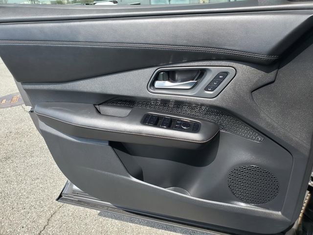 Certified 2023 Nissan Ariya FWD image 17