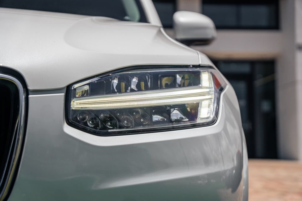 Used 2023 Volvo XC90 B5 Core w/ Protection Package Premier AWD/4WD image 10