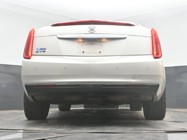 Used 2013 Cadillac XTS FWD image 31