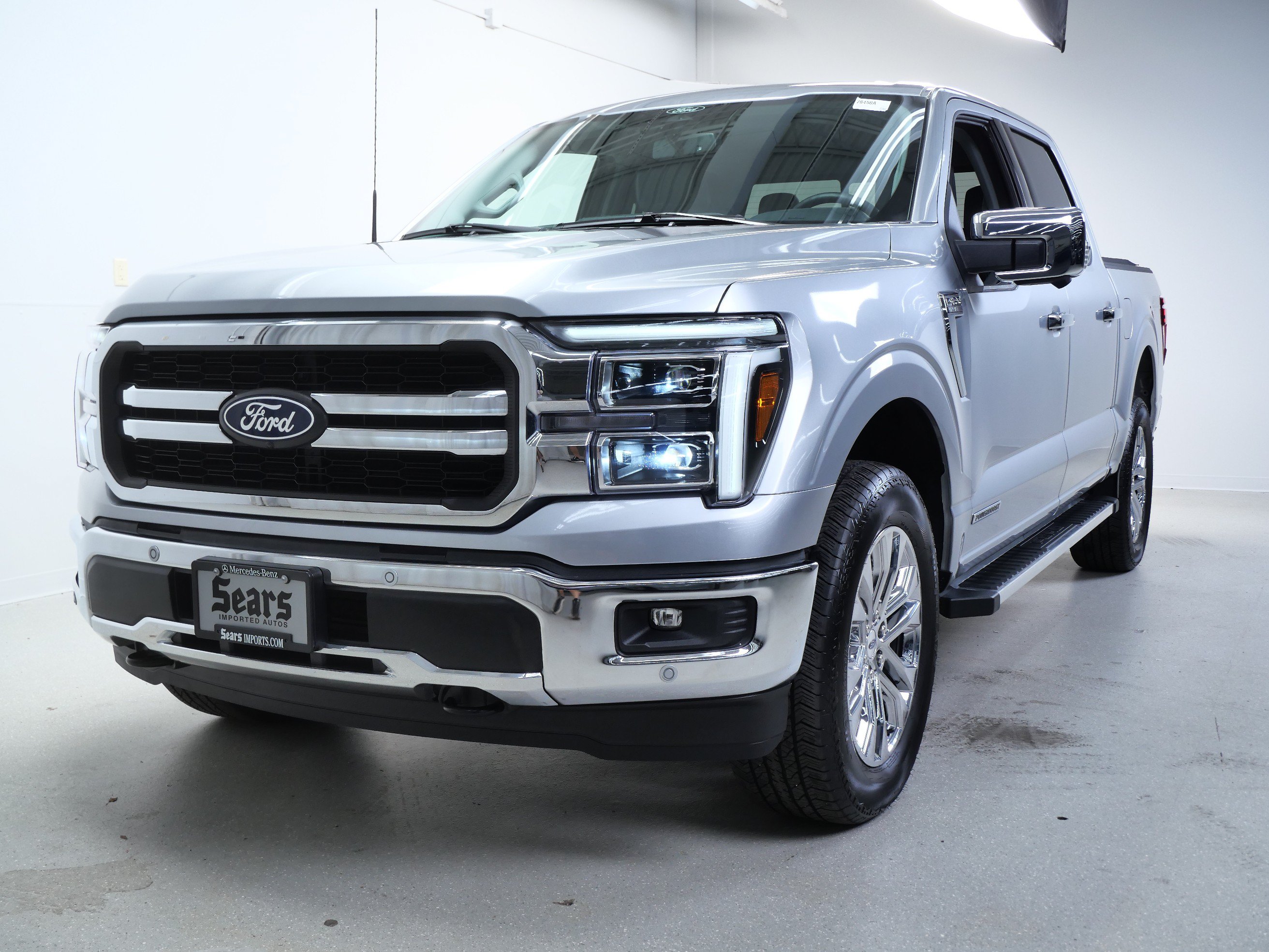 Used 2025 Ford F150 Lariat w/ Equipment Group 501A Mid AWD/4WD image 10