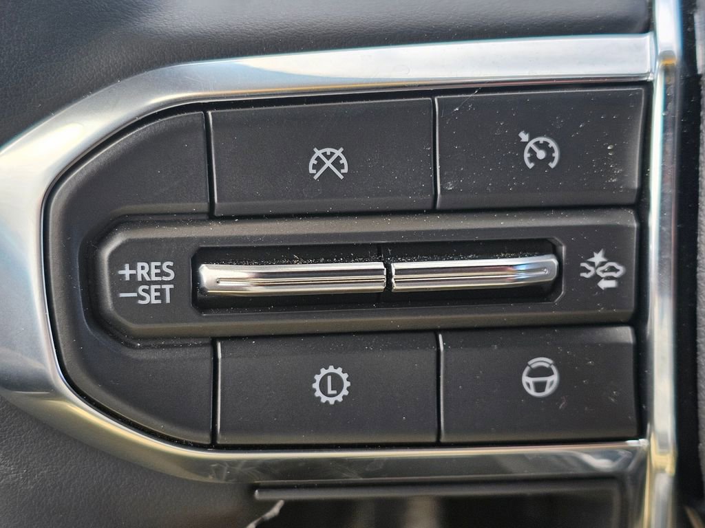 Certified 2024 GMC Acadia Denali w/ Super Cruise Package AWD/4WD image 26