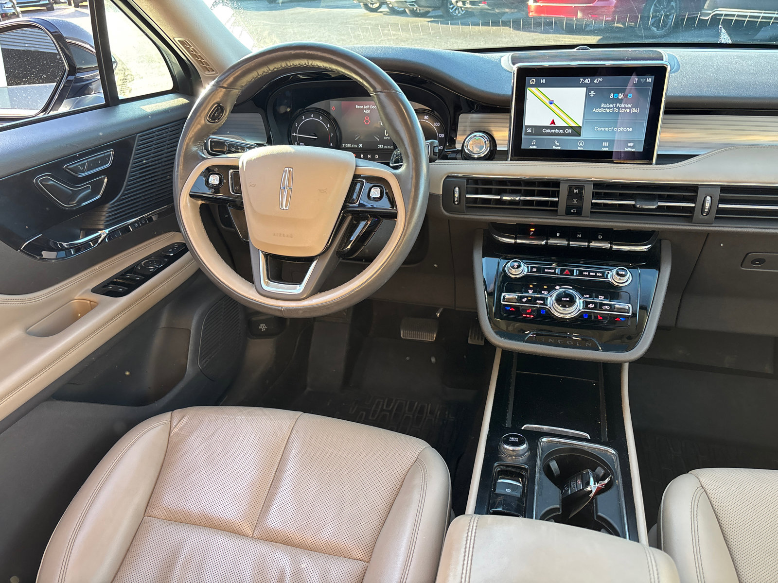 Used 2022 Lincoln Corsair AWD w/ Premium Package image 29