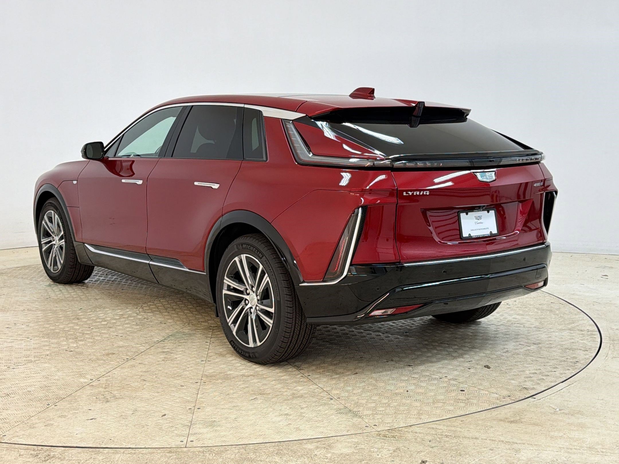 New 2026 Cadillac Lyriq Luxury RWD image 3