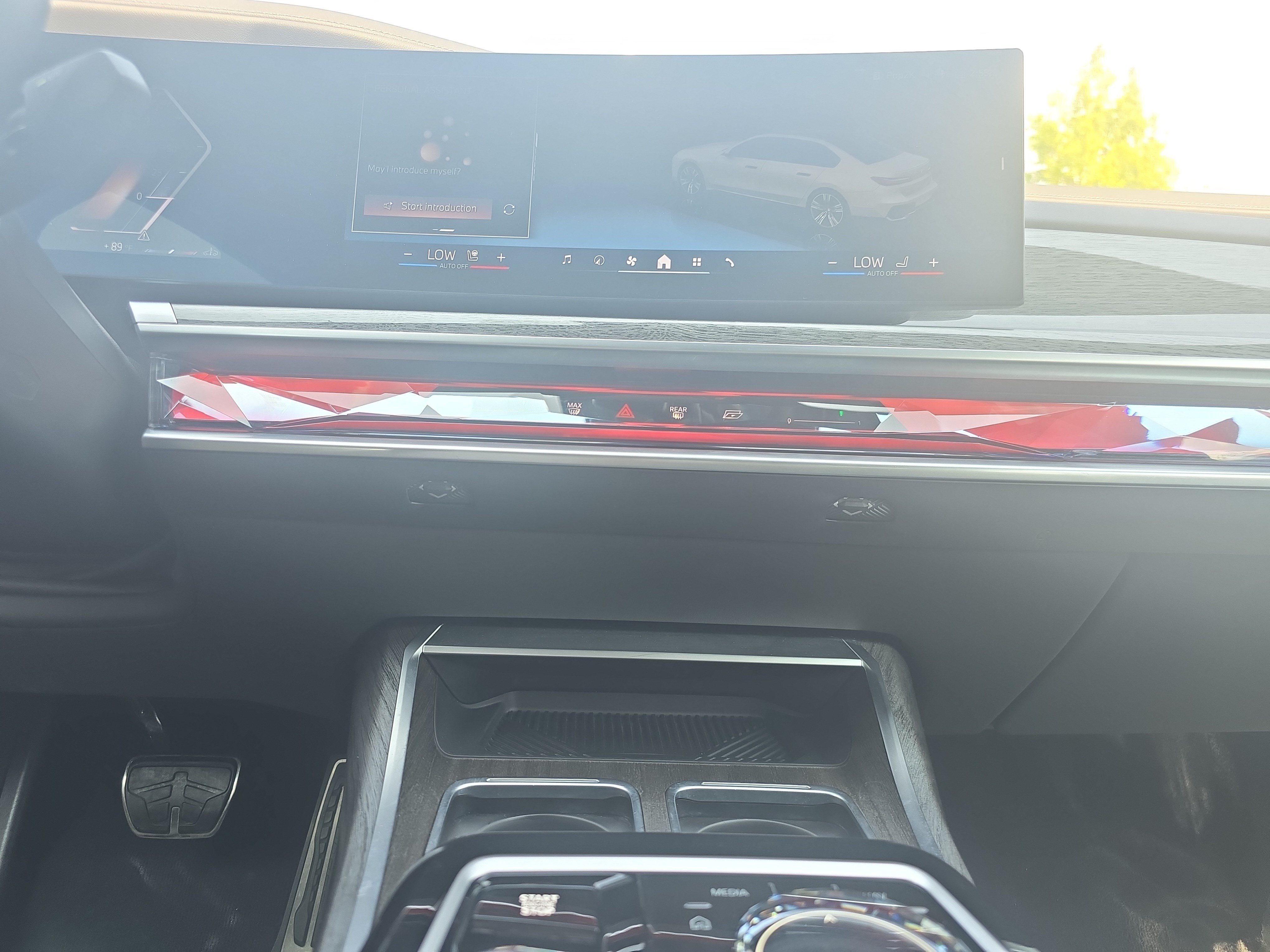 Used 2025 BMW 740i xDrive AWD/4WD image 18