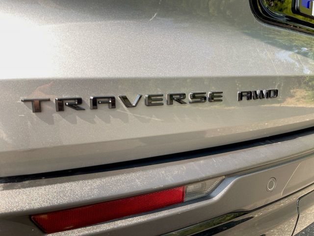 Used 2024 Chevrolet Traverse LT w/ Midnight/Sport Edition AWD/4WD image 31