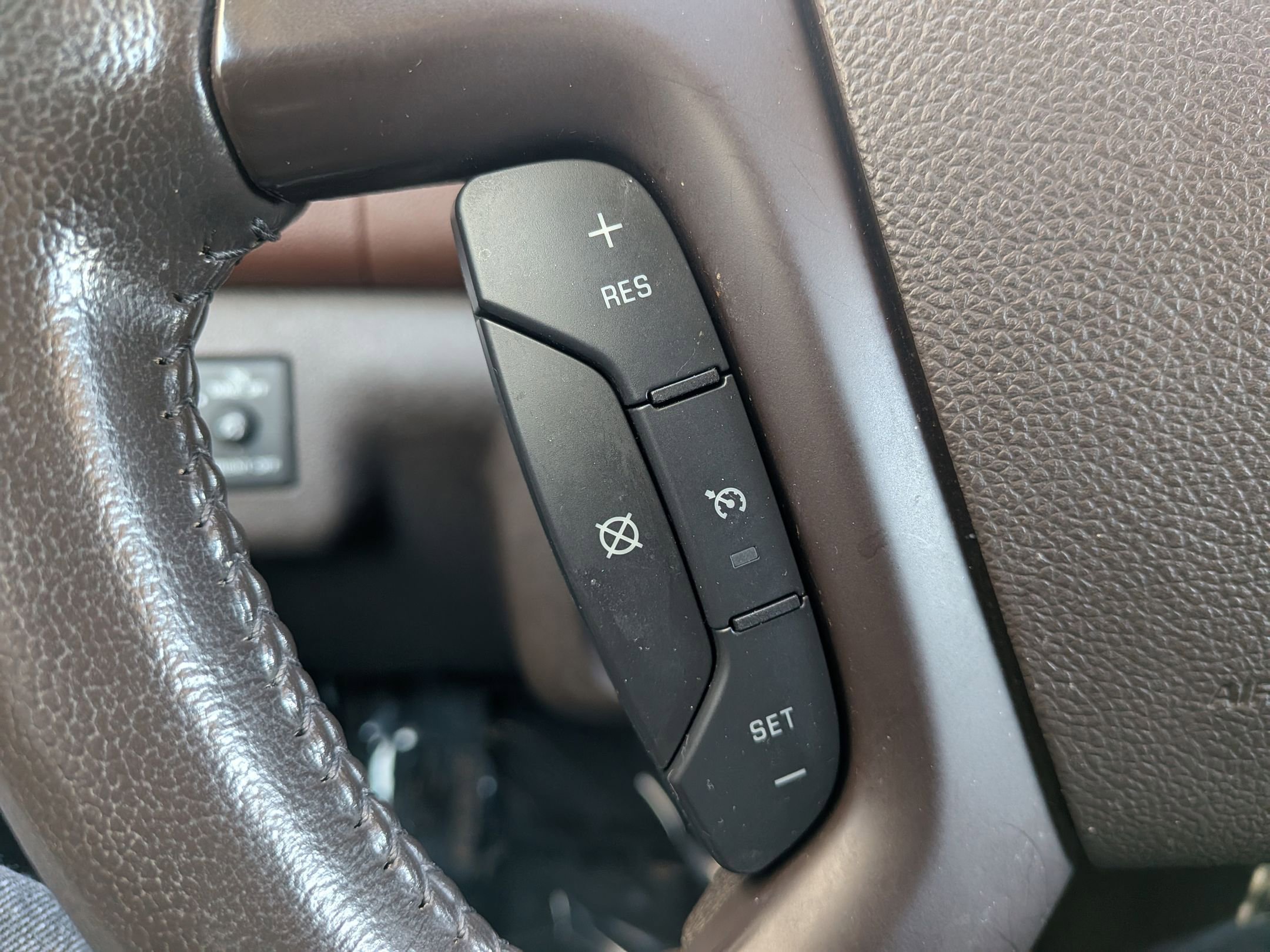 Used 2013 Buick Enclave Premium image 14