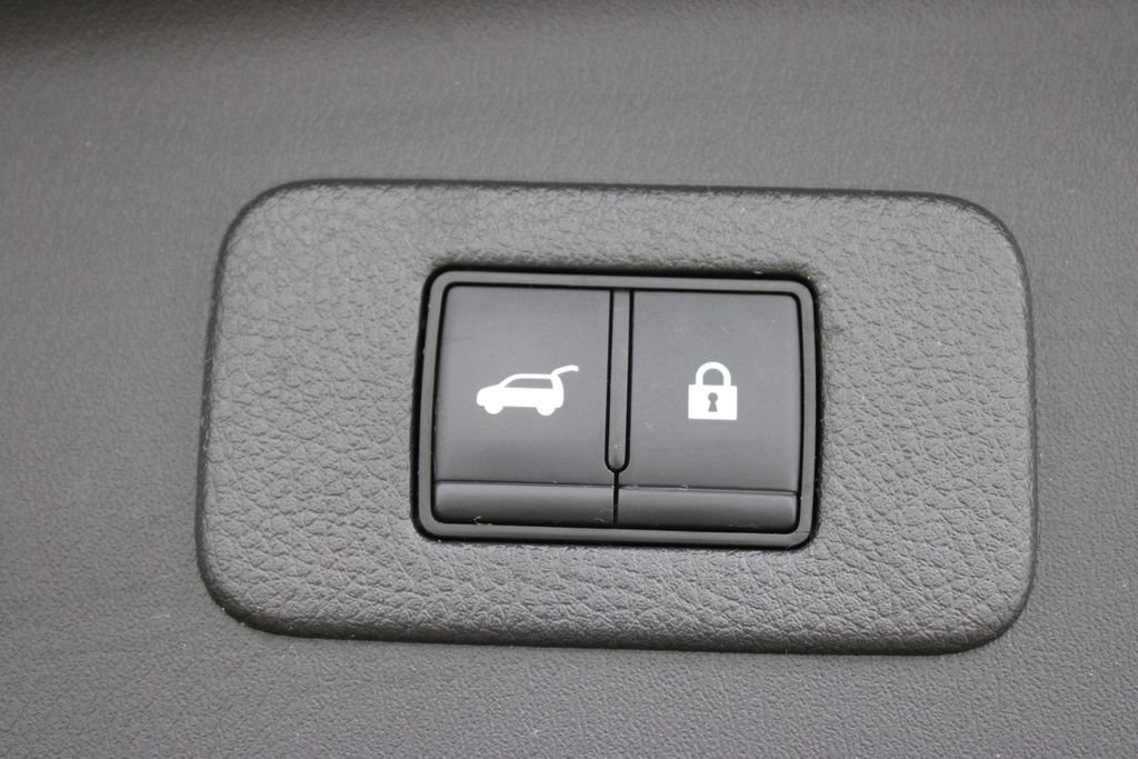 Used 2023 Nissan Armada SL RWD image 34