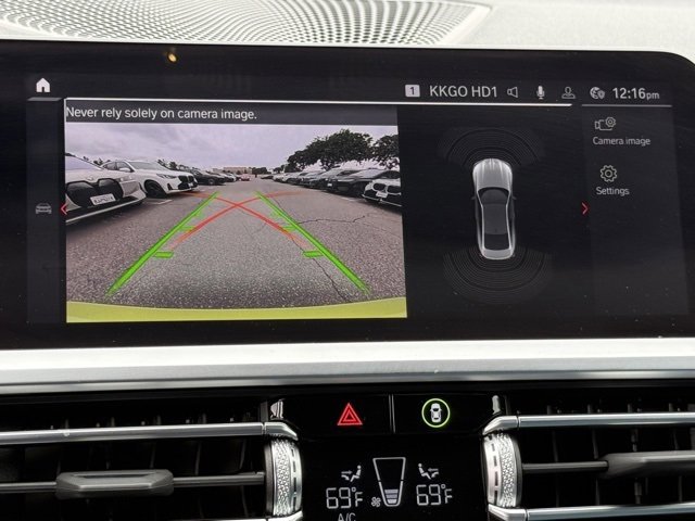 Used 2023 BMW M4 xDrive Competition w/ M Carbon Exterior Package image 32