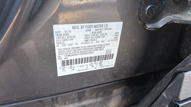 Used 2025 Ford Explorer ST-Line AWD/4WD image 34