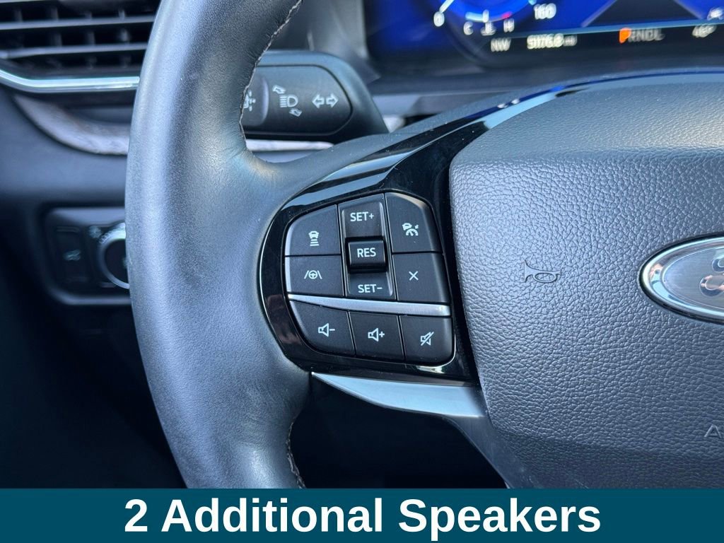 Used 2022 Ford Explorer Platinum w/ Equipment Group 601A image 10