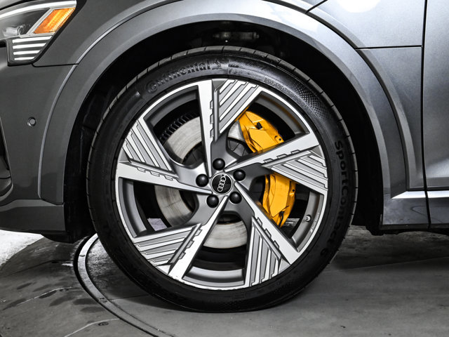 Certified 2023 Audi e-tron Prestige w/ Prestige Package image 25