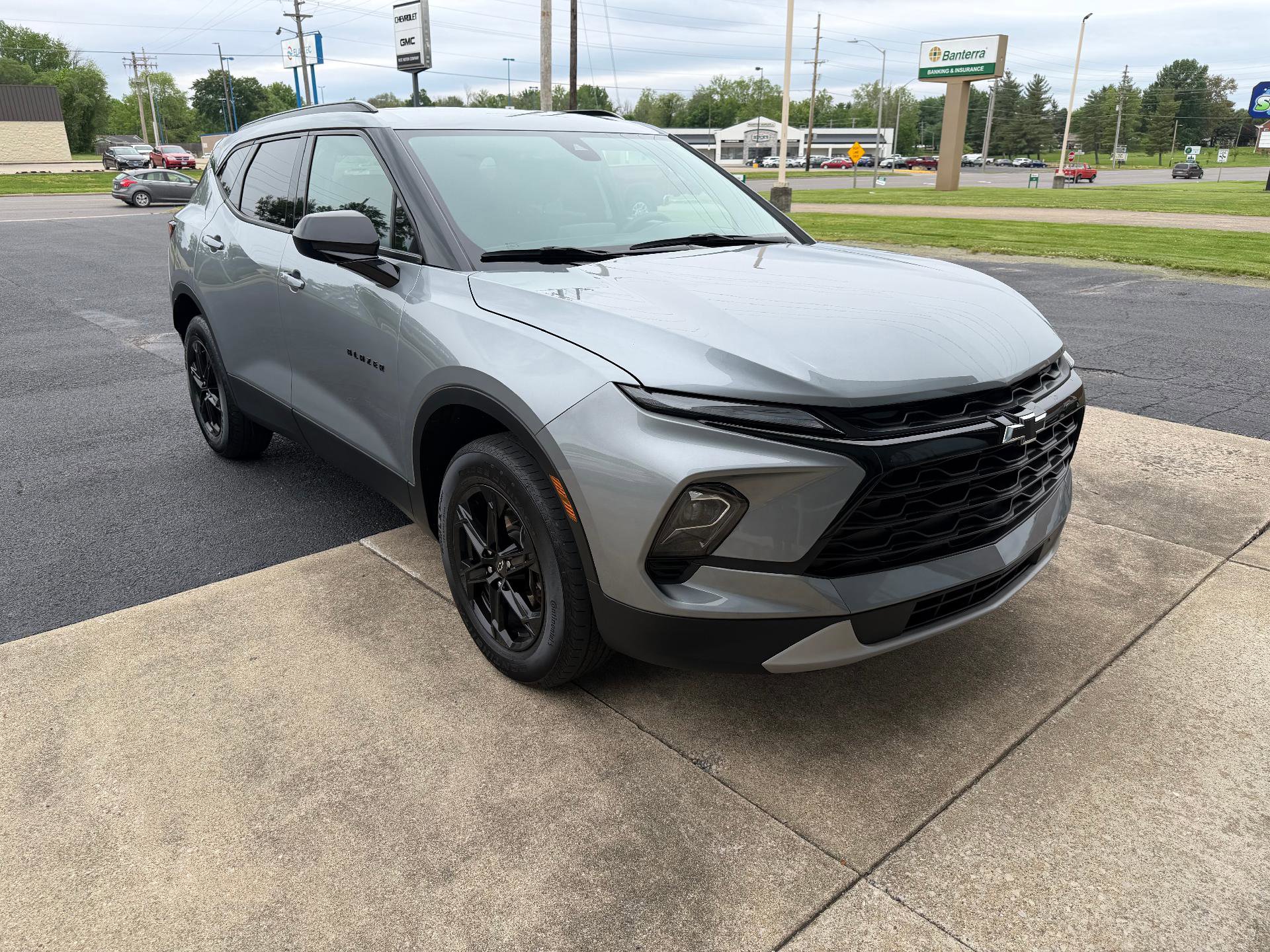 Used 2024 Chevrolet Blazer LT w/ Convenience Package FWD image 6