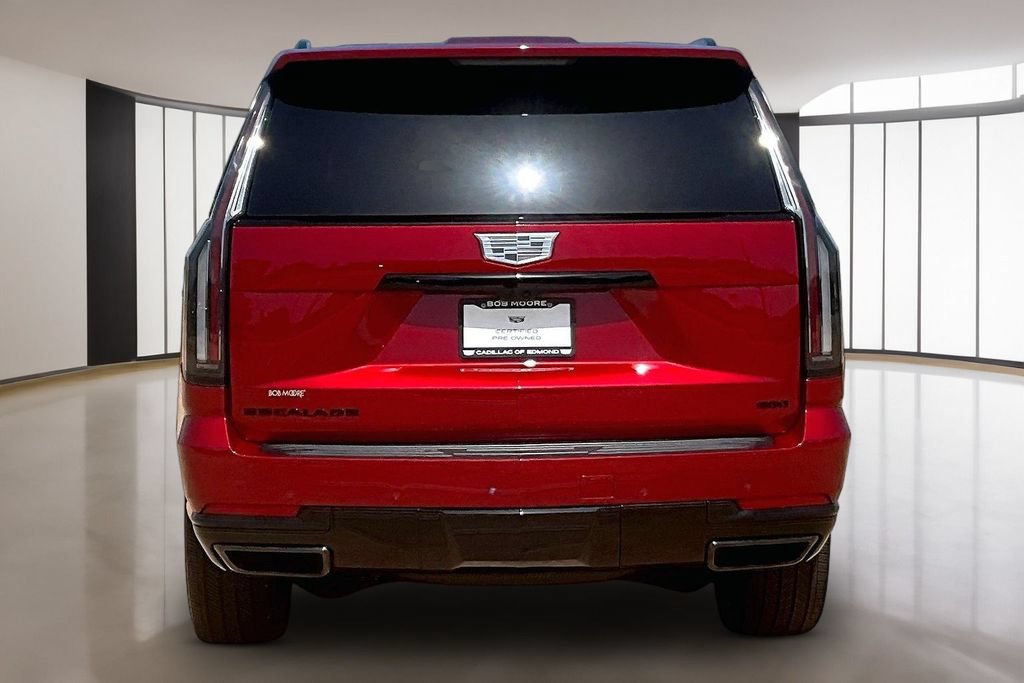 Certified 2026 Cadillac Escalade Platinum Sport w/ LPO, ONYX Package AWD/4WD image 4