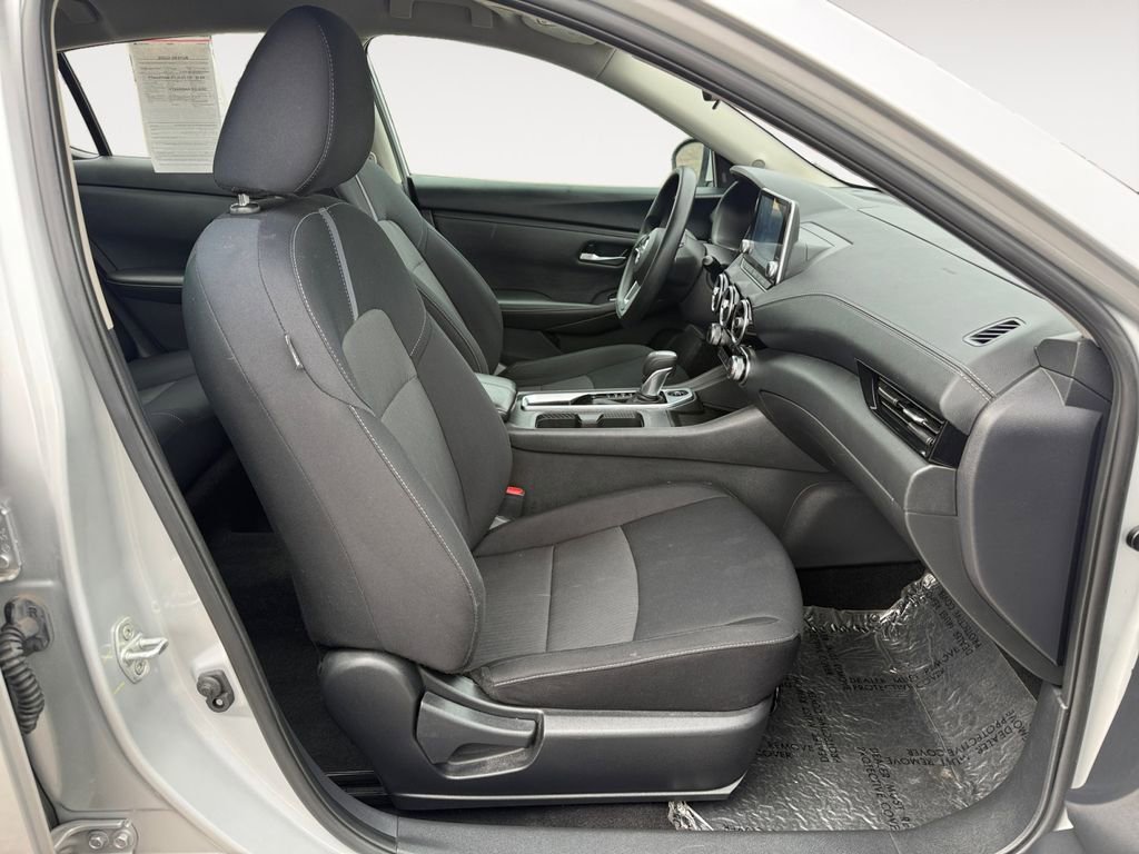 Used 2023 Nissan Sentra SV FWD image 15