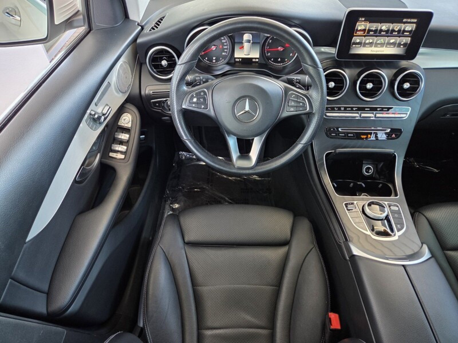 Used 2019 Mercedes-Benz GLC 300 image 16
