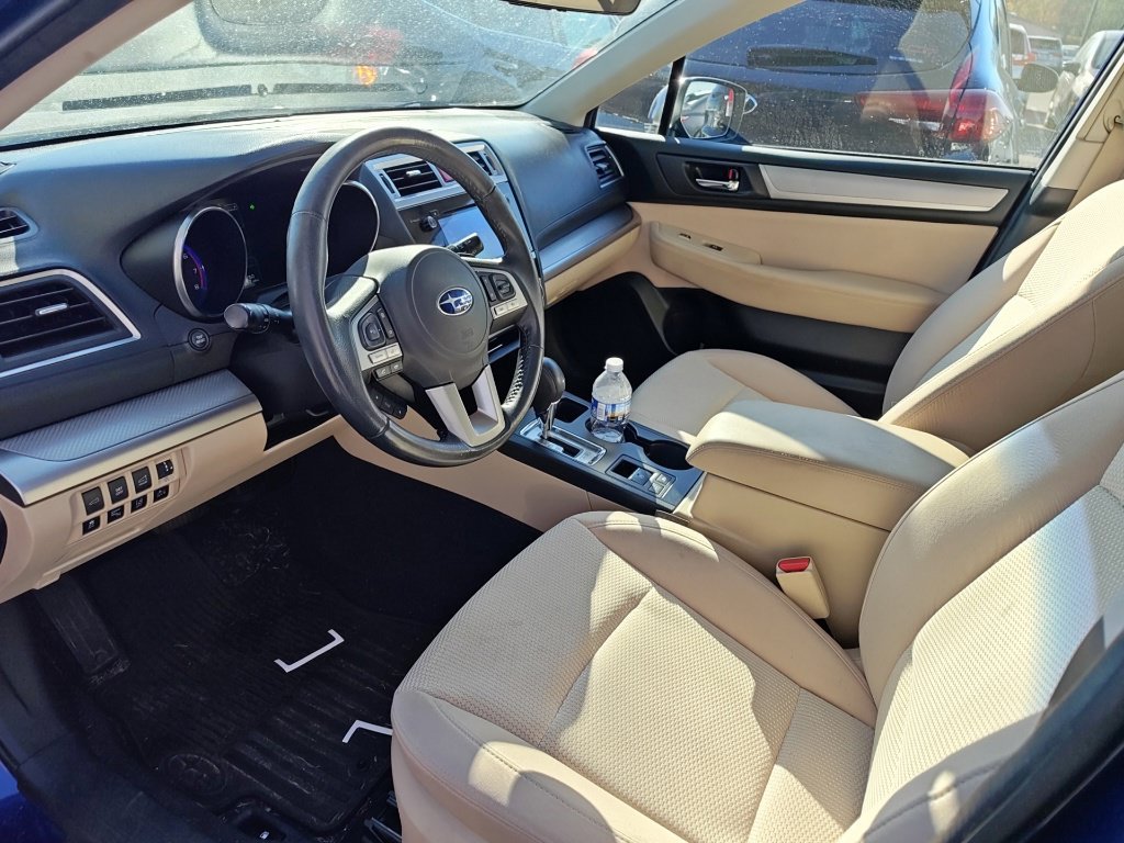 Used 2017 Subaru Outback 2.5i Premium AWD/4WD image 7