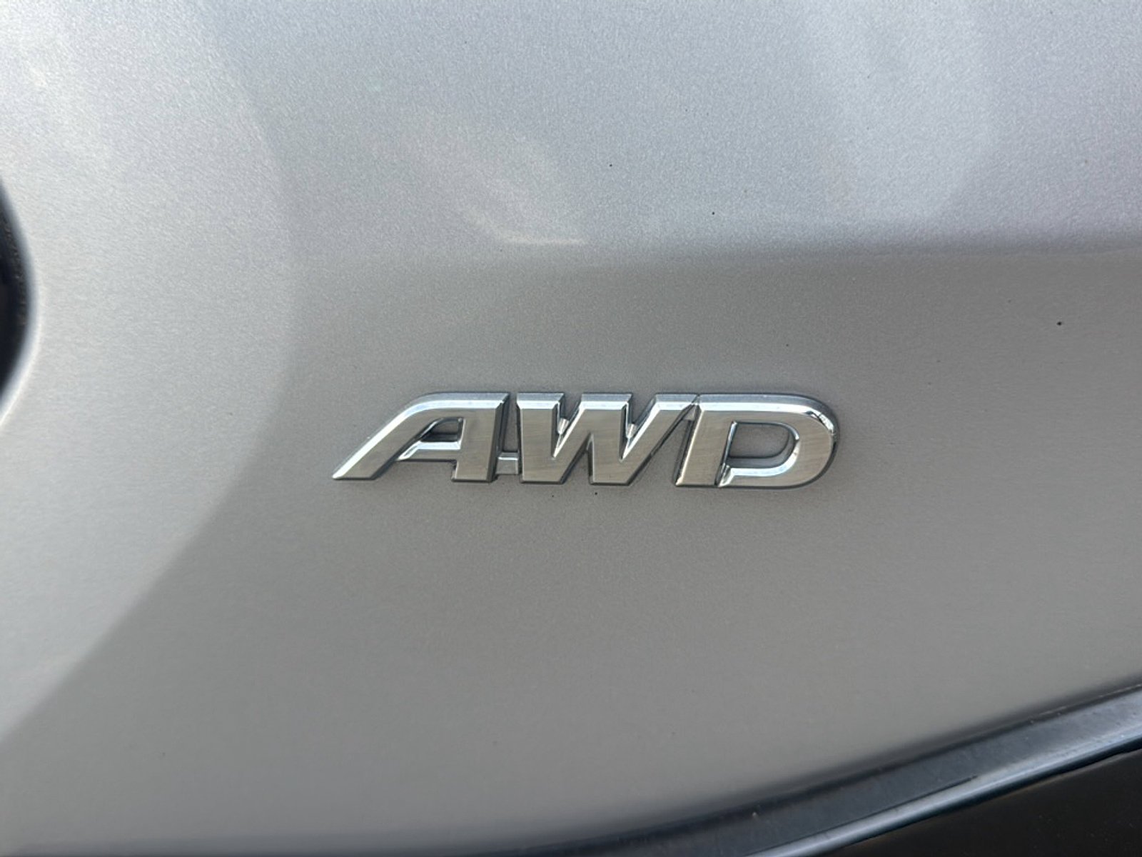 Used 2022 Toyota RAV4 SE w/ Weather & Moonroof Package AWD/4WD image 48