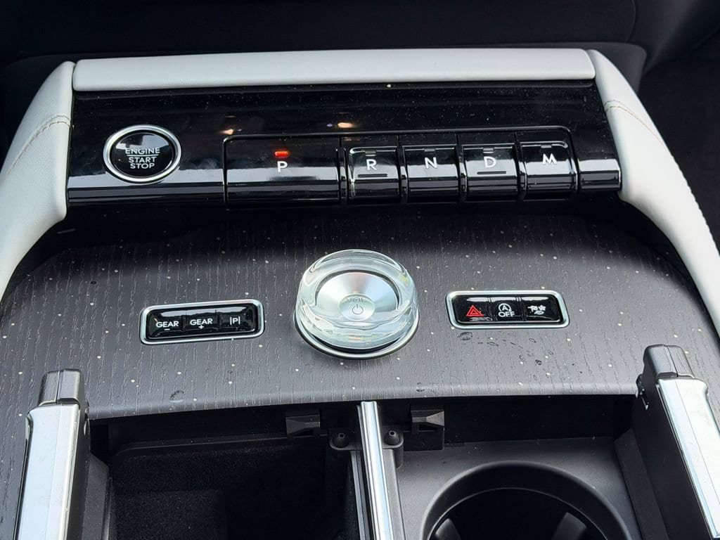 New 2026 Lincoln Navigator Black Label AWD/4WD image 12