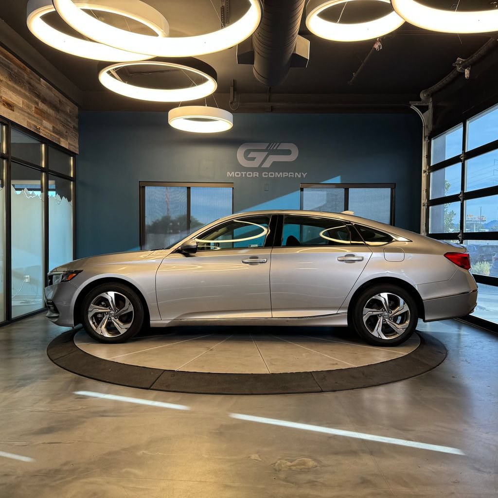 Used 2018 Honda Accord EX image 6