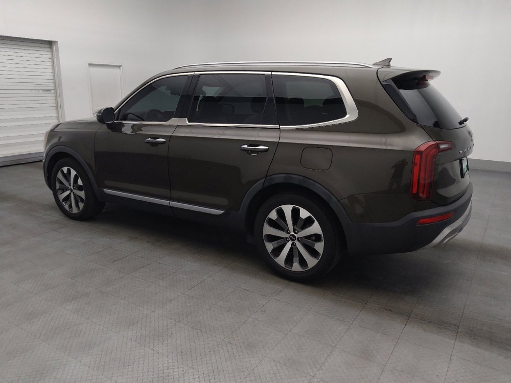 Used 2020 Kia Telluride S w/ S 8 Passenger Seating Package FWD image 3