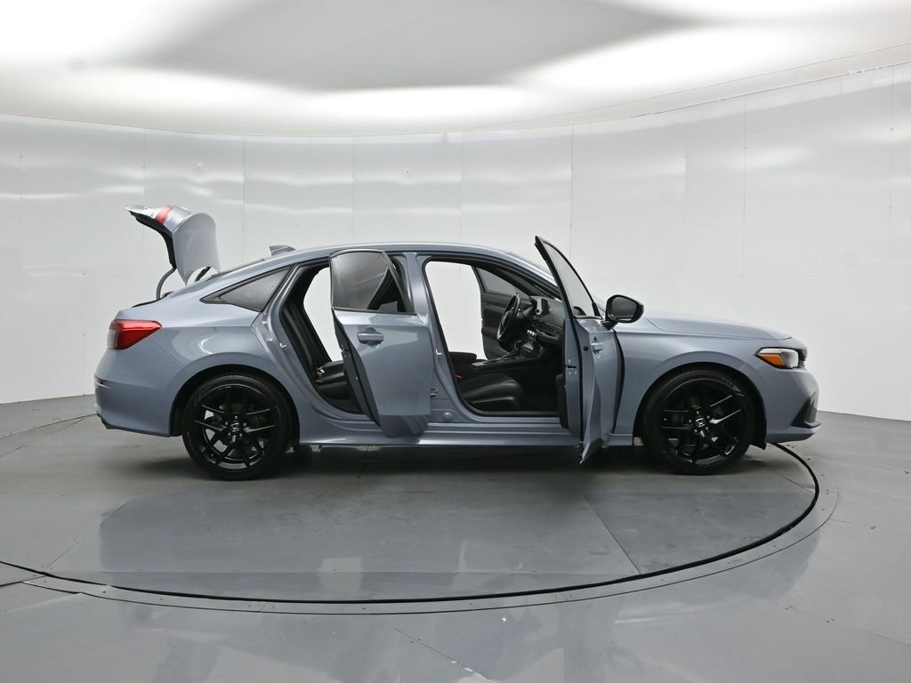 Used 2022 Honda Civic Sport image 4