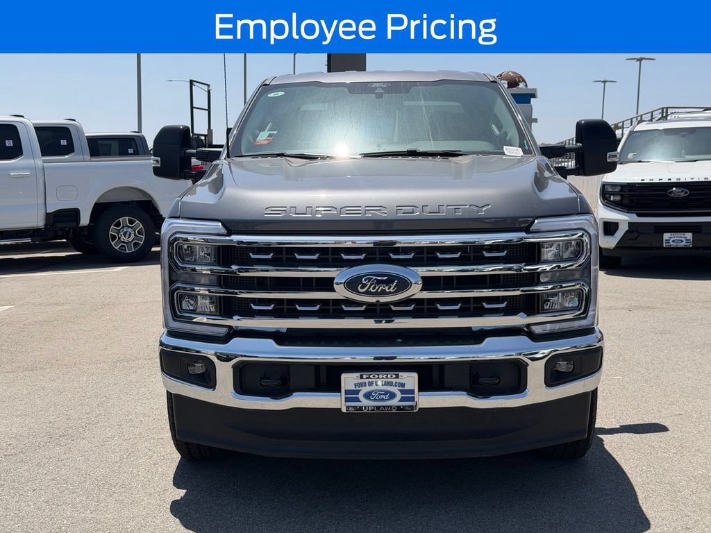 New 2026 Ford F350 Lariat w/ FX4 Off-Road Package AWD/4WD image 2